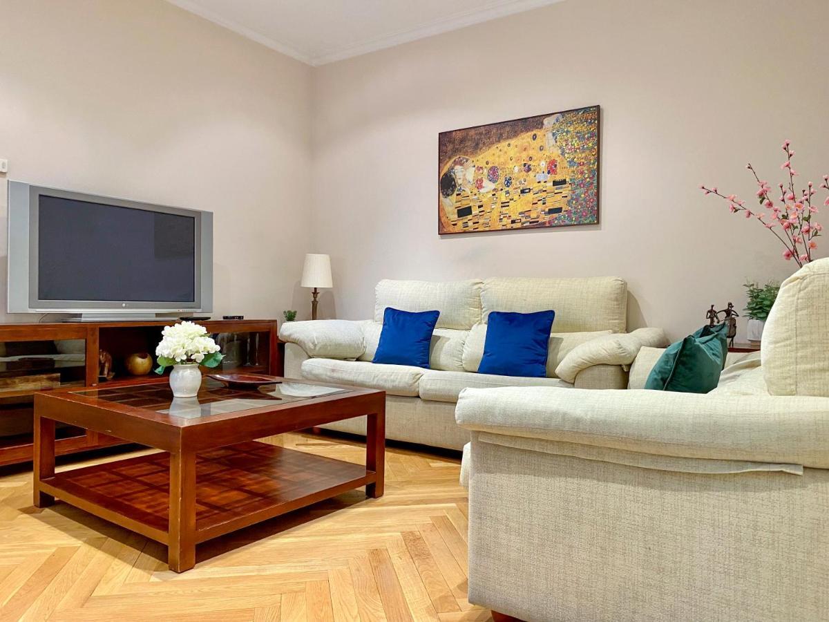 Charming Gran Via VI Apartment Madrid Exterior photo