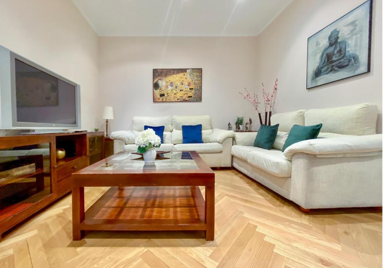 Charming Gran Via VI Apartment Madrid Exterior photo